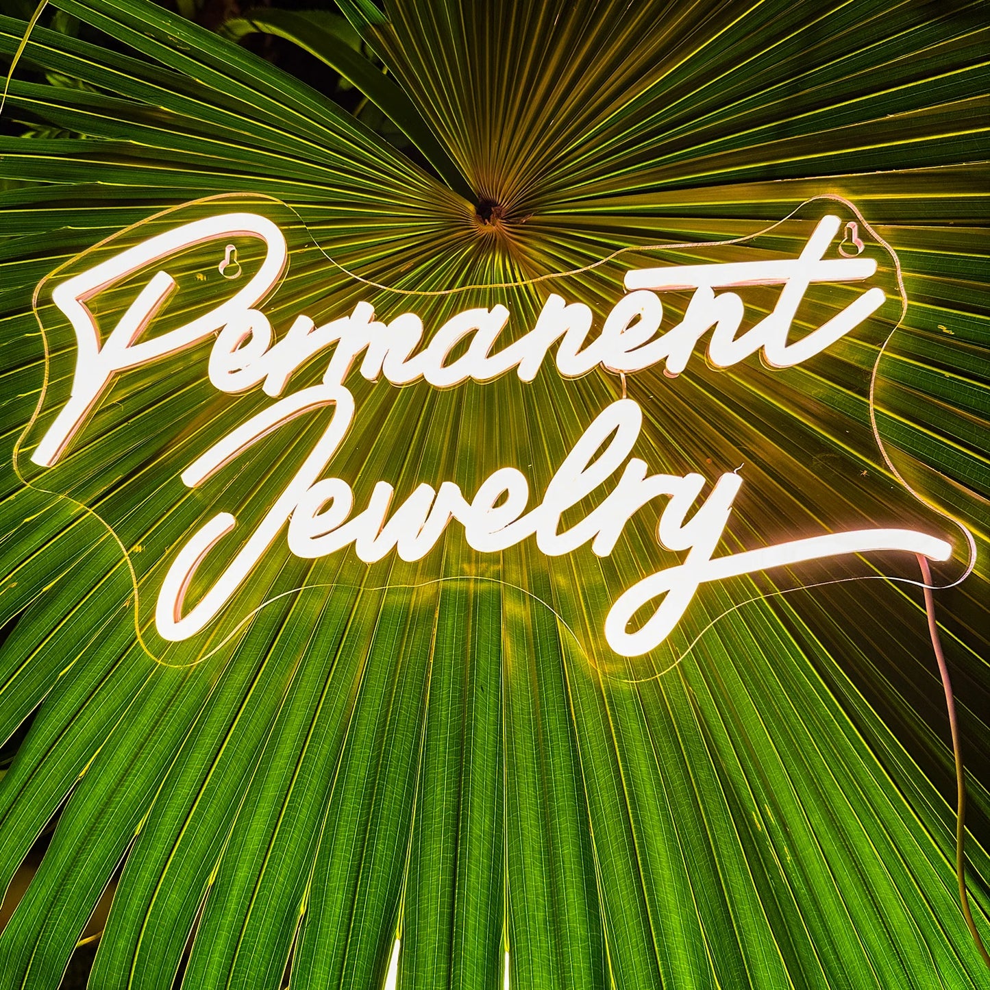 Permanent jewelry Neon Sign For Ladies Girls Women Bedroom Powder Room Wall Desktop Light Birthday Gift Personalized Neon Sign