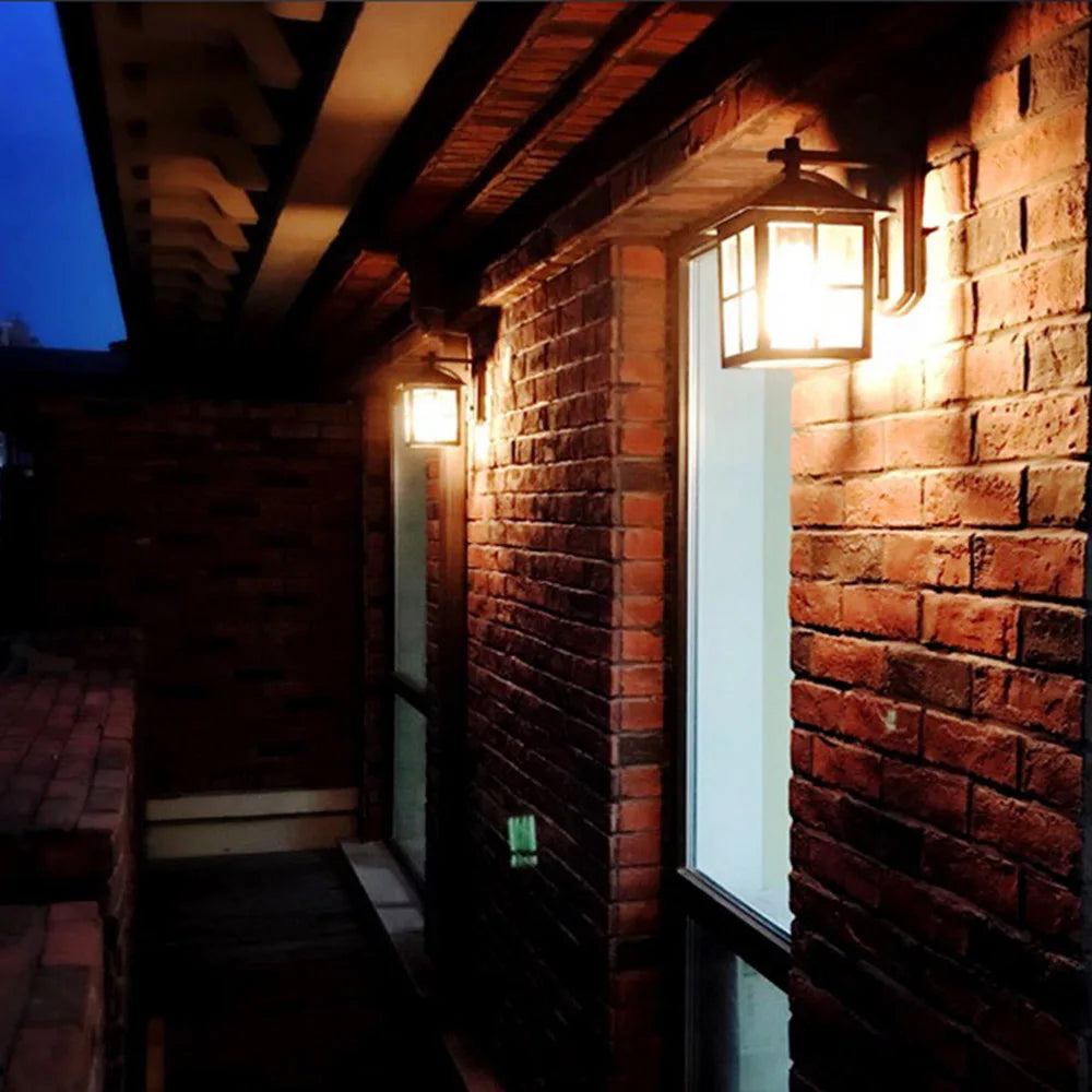 European Style Retro Outdoor Wall Light Sconce Lamp Waterproof Garden Decoration Outdoor Vintage Porch Lamp Black