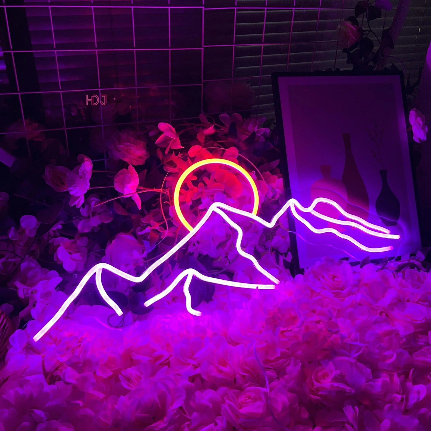 Neon Led Sign Moutain and Sun Neon Lights USB LED Lamp Signs Home Wall Decor Bedroom Kid Room Bar Party Birthday Decoration